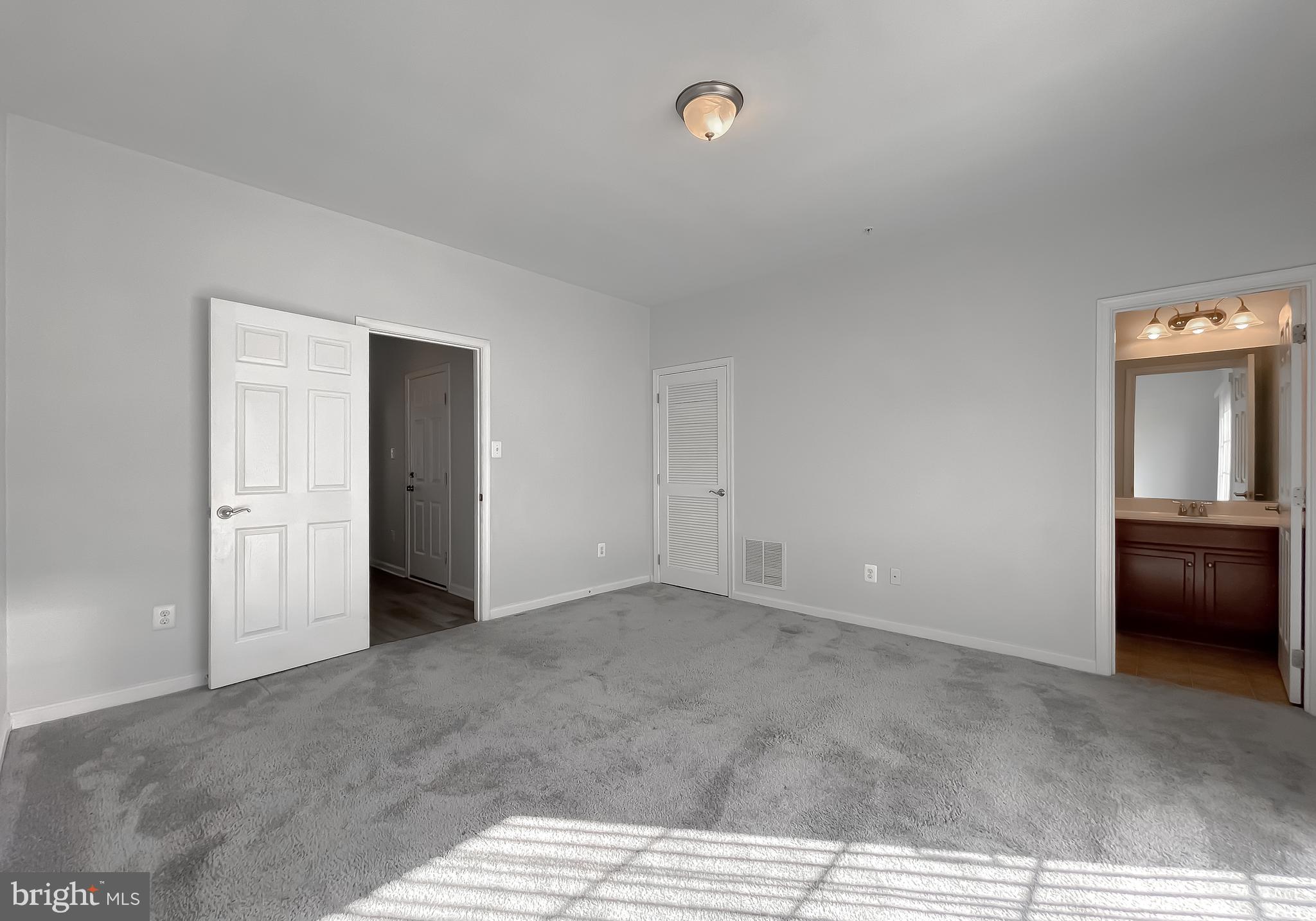 WOODLAND PARK AT WILDEWOOD - Residential