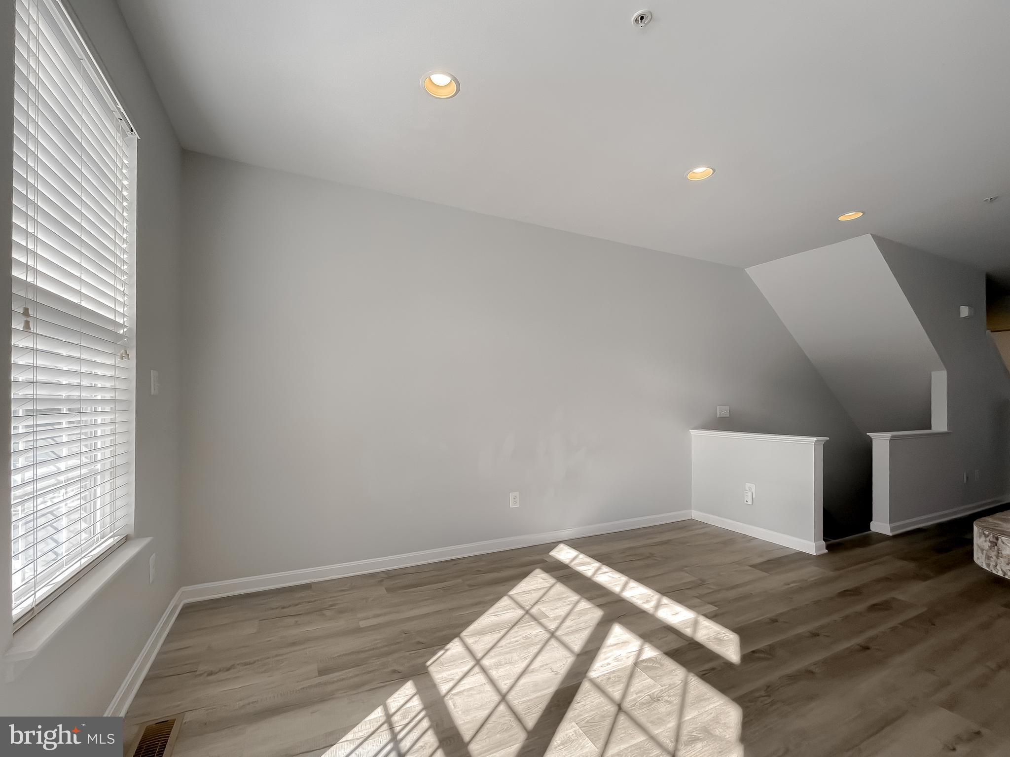 WOODLAND PARK AT WILDEWOOD - Residential