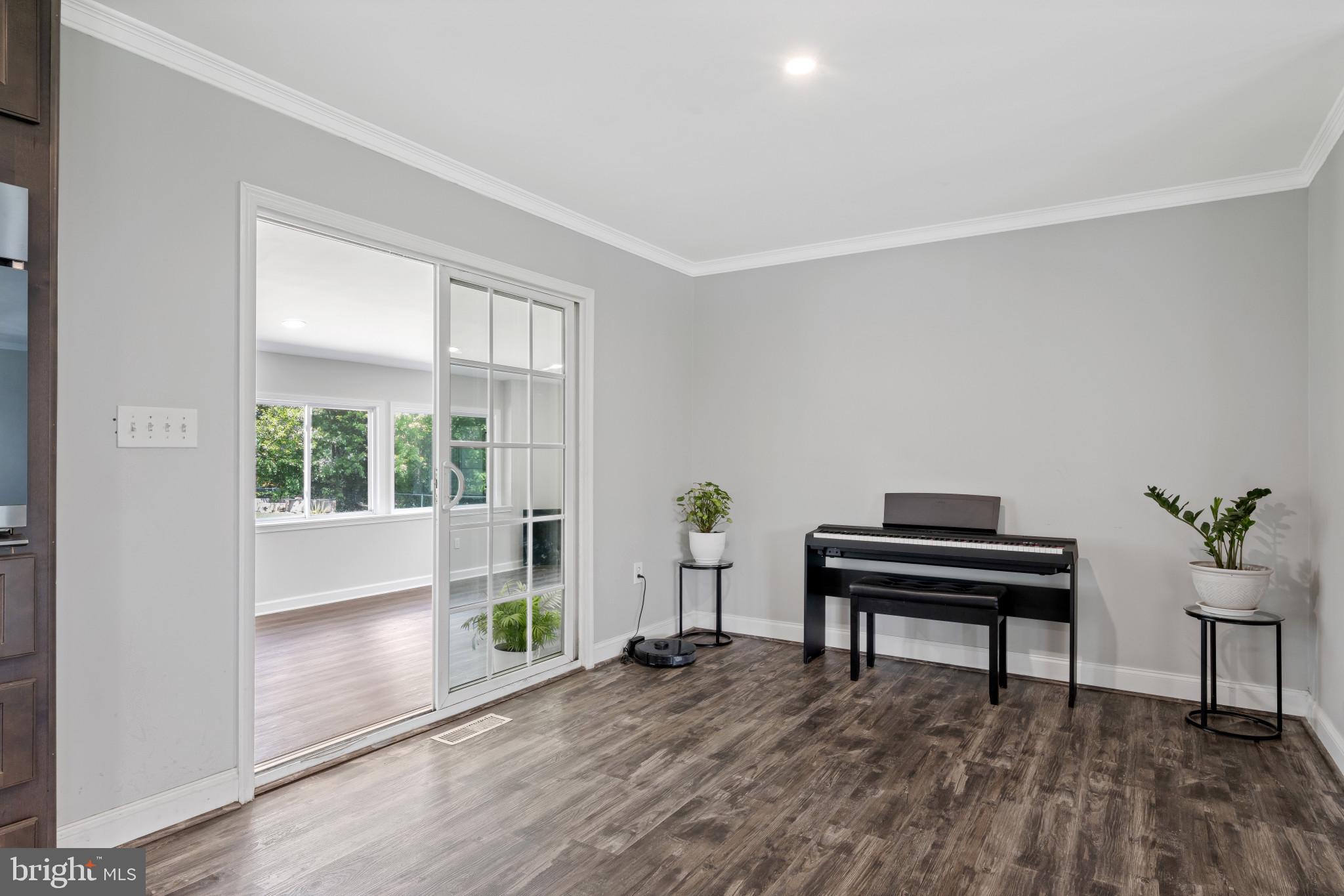 PRESIDENTIAL PARK - Residential