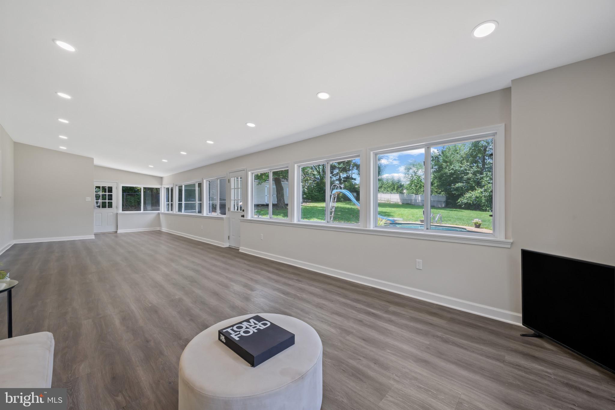 PRESIDENTIAL PARK - Residential