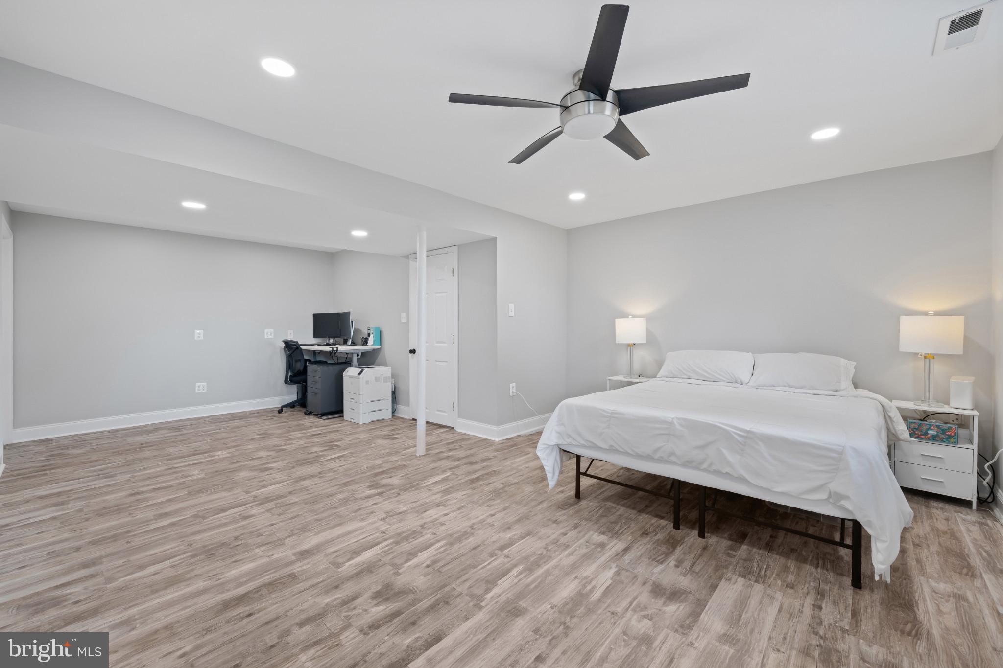 PRESIDENTIAL PARK - Residential