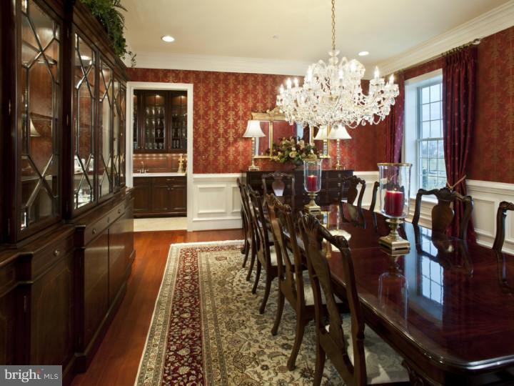 WHITE HORSE - Residential