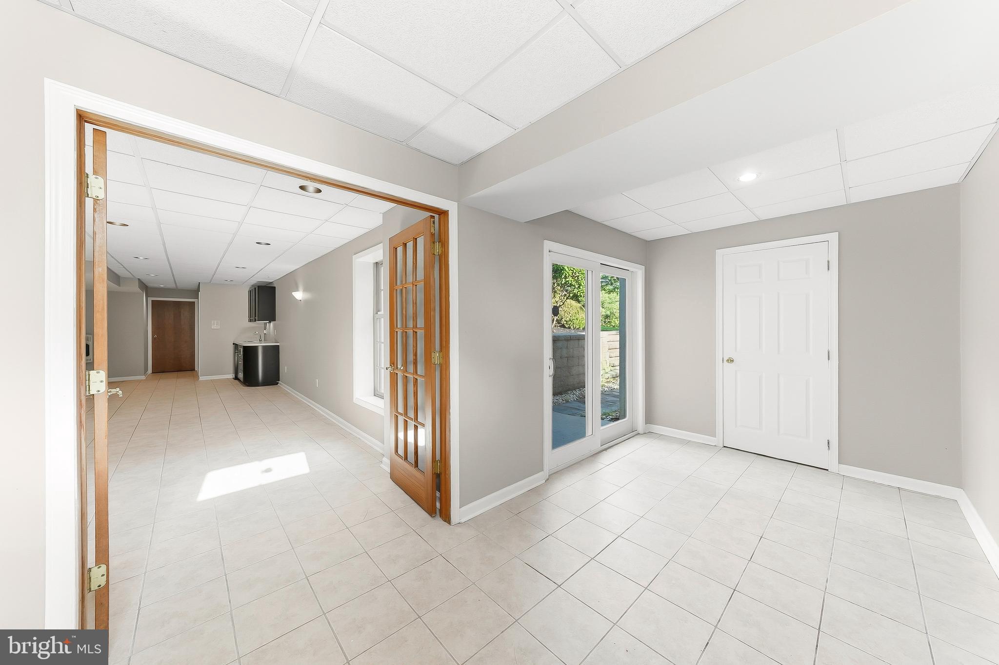 HICKORY HILL - Residential