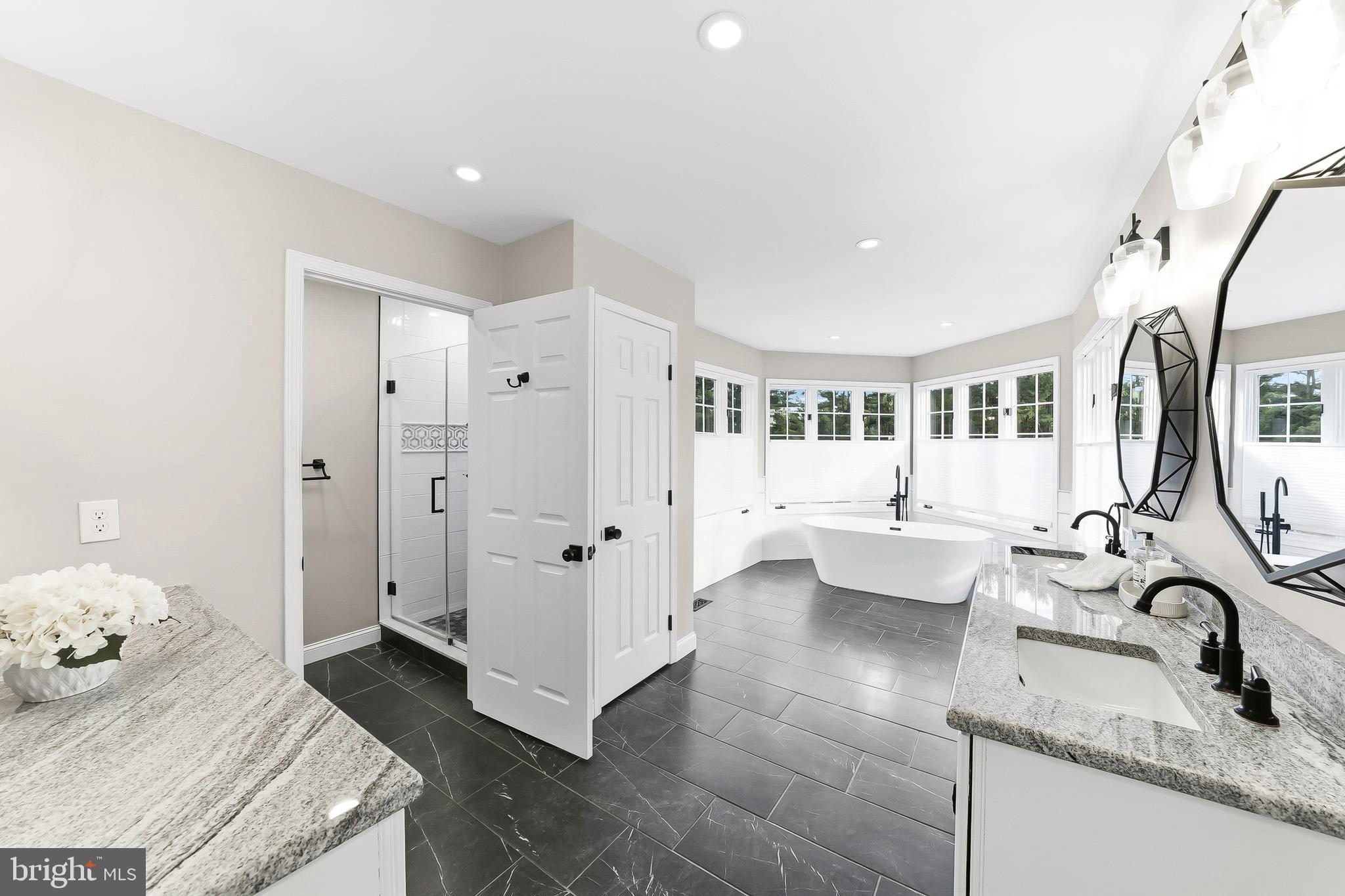 HICKORY HILL - Residential