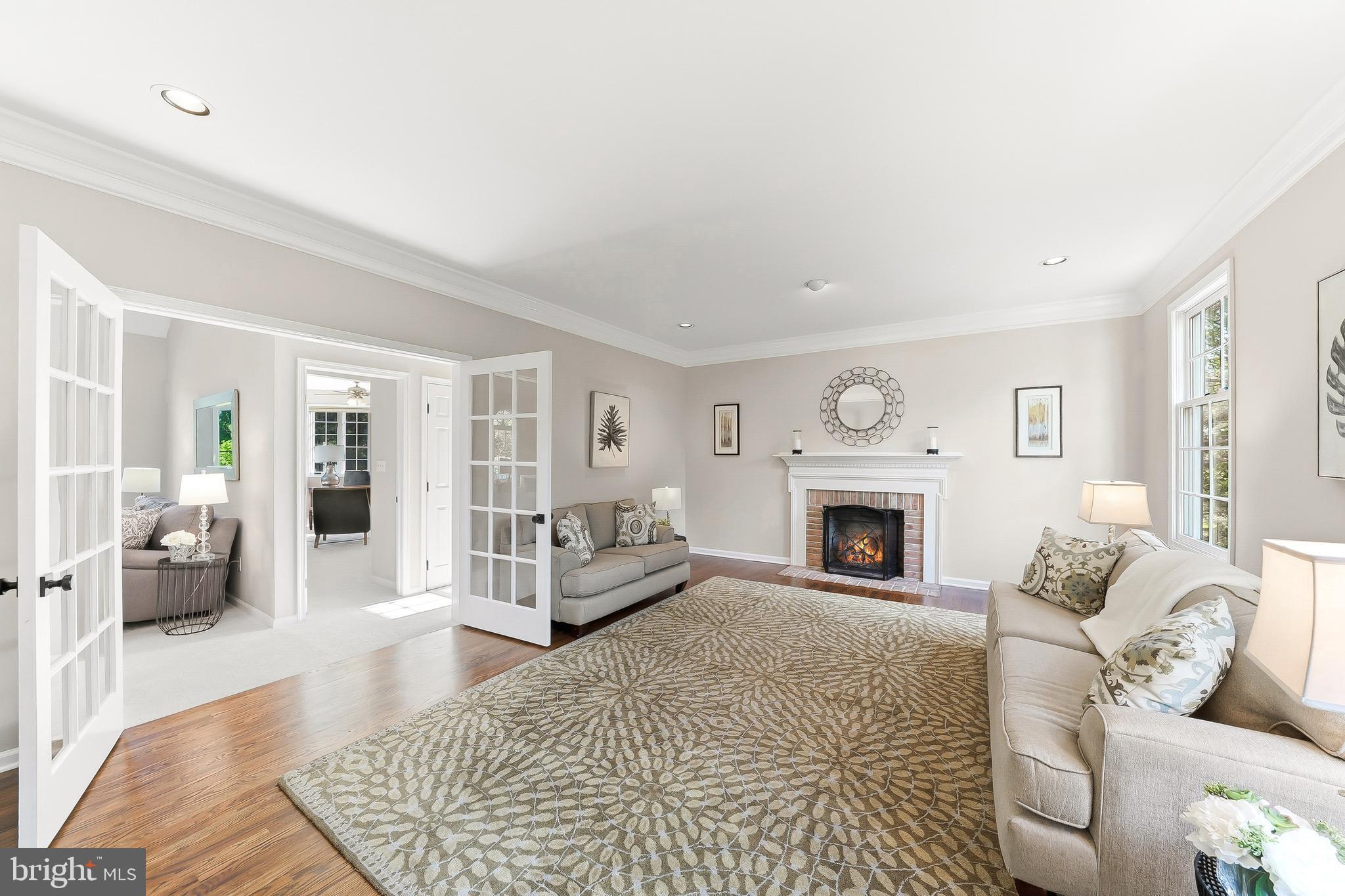 HICKORY HILL - Residential