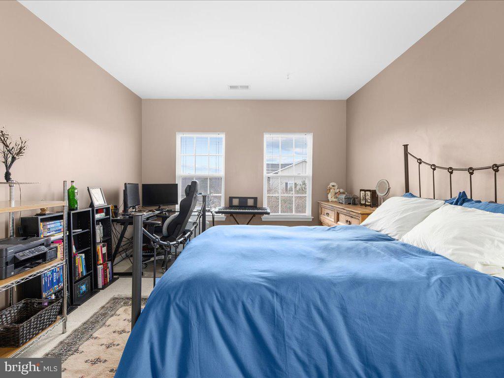 STONEY RUN - Residential Lease