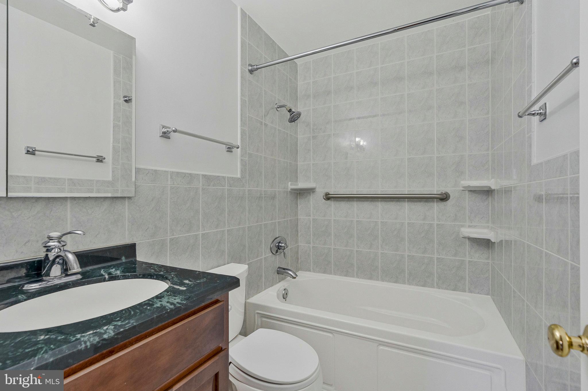 OLD DOMINION SQUARE - Residential