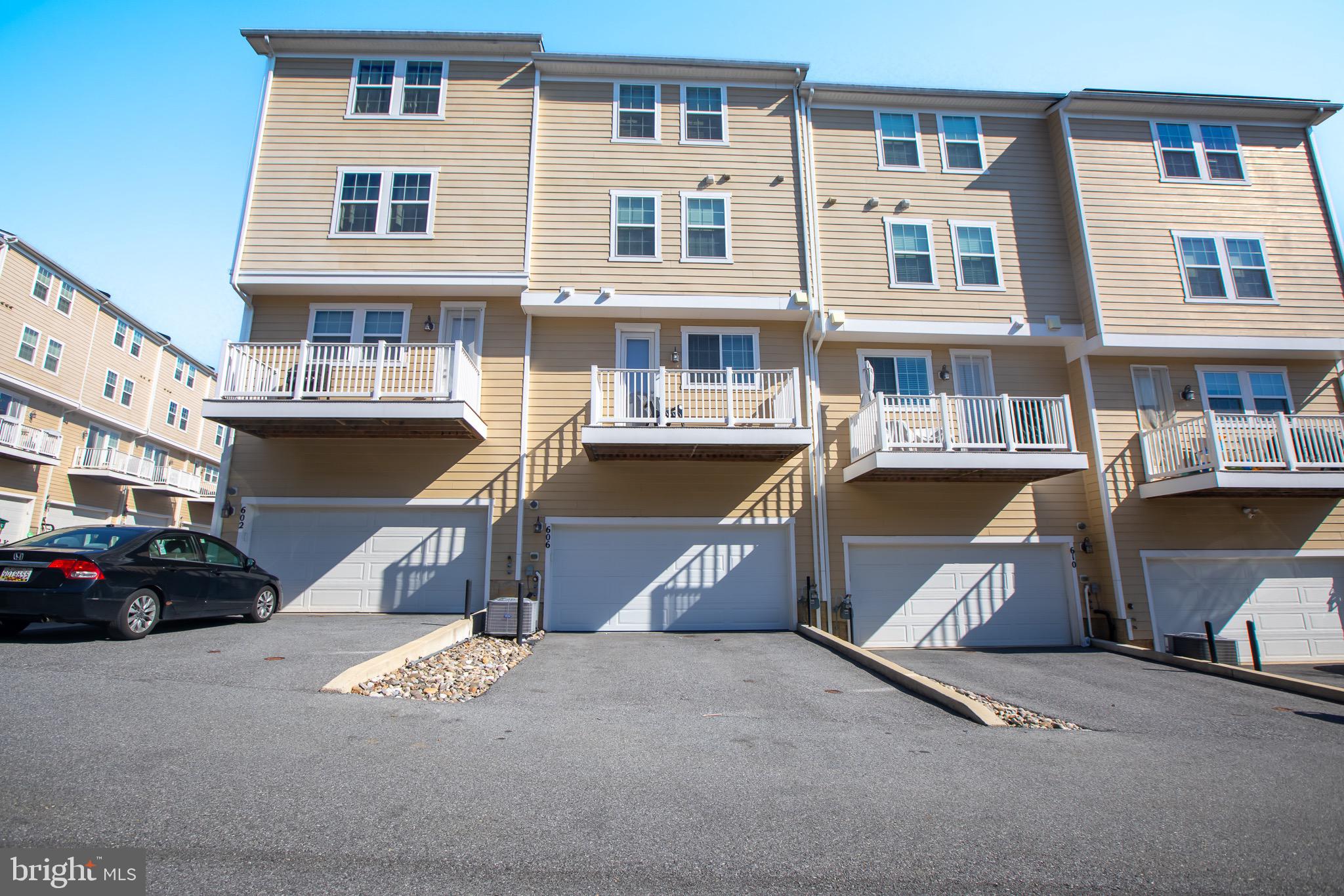 GAITHERSBURG - Residential Lease