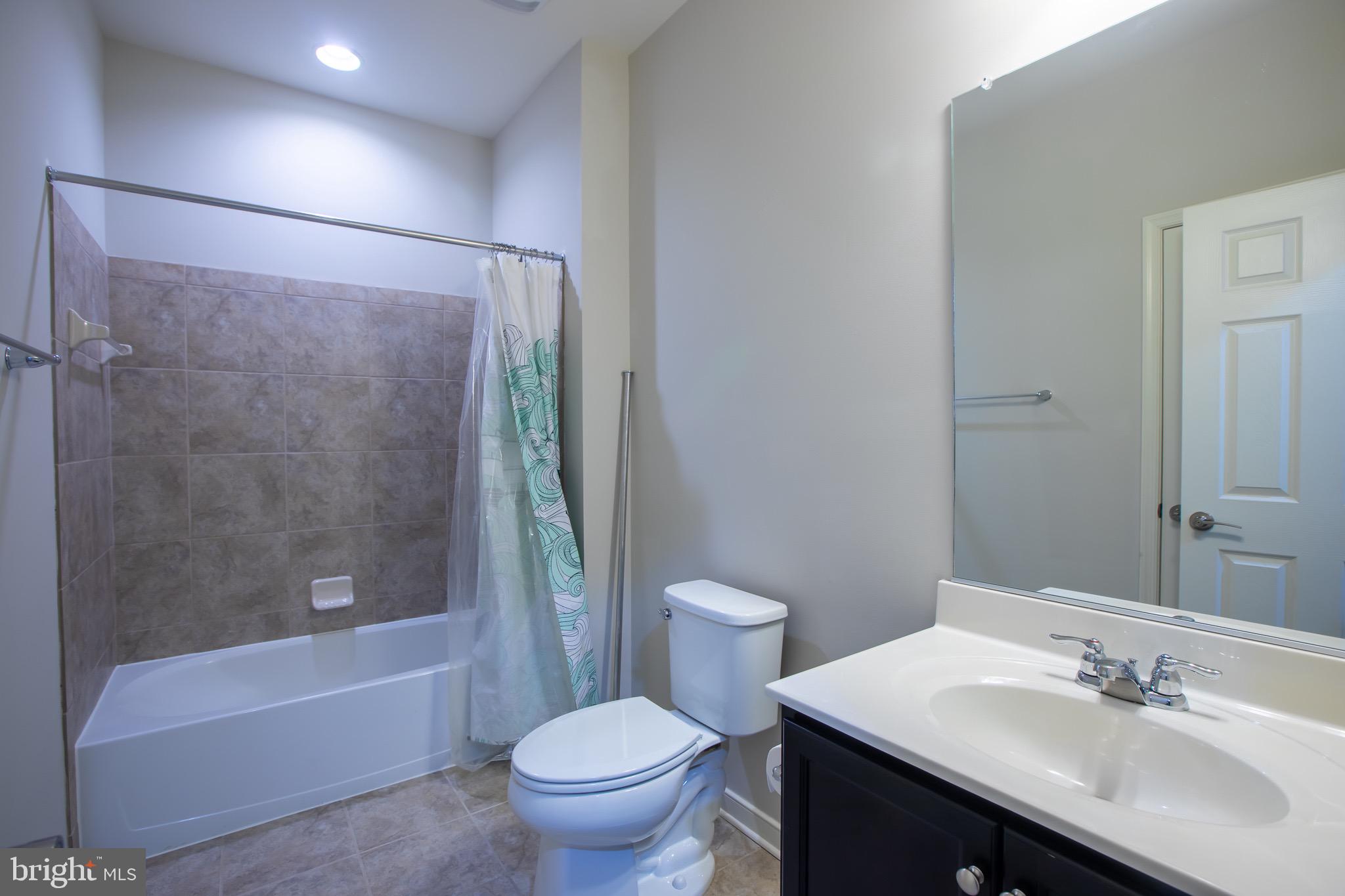 GAITHERSBURG - Residential Lease