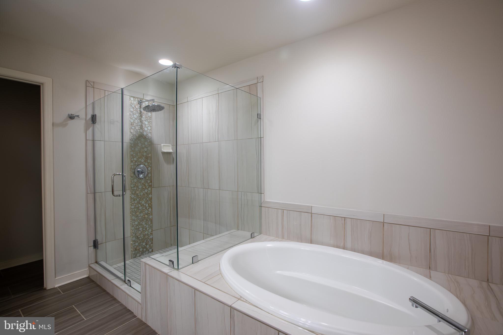 GAITHERSBURG - Residential Lease