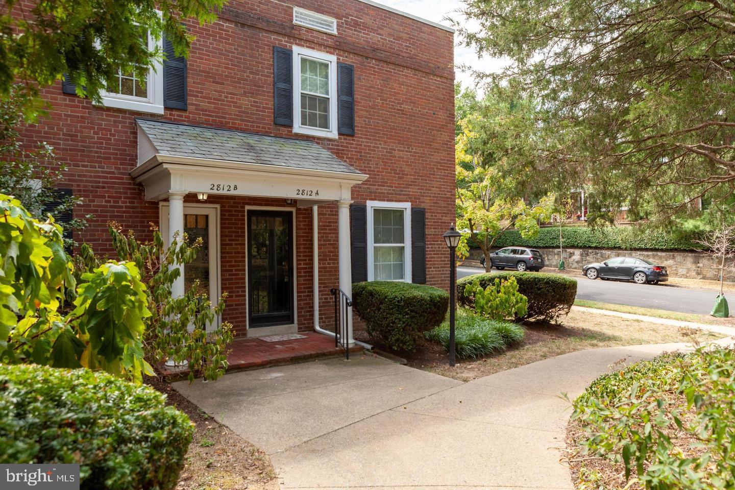 FAIRLINGTON VILLAGES - Residential Lease