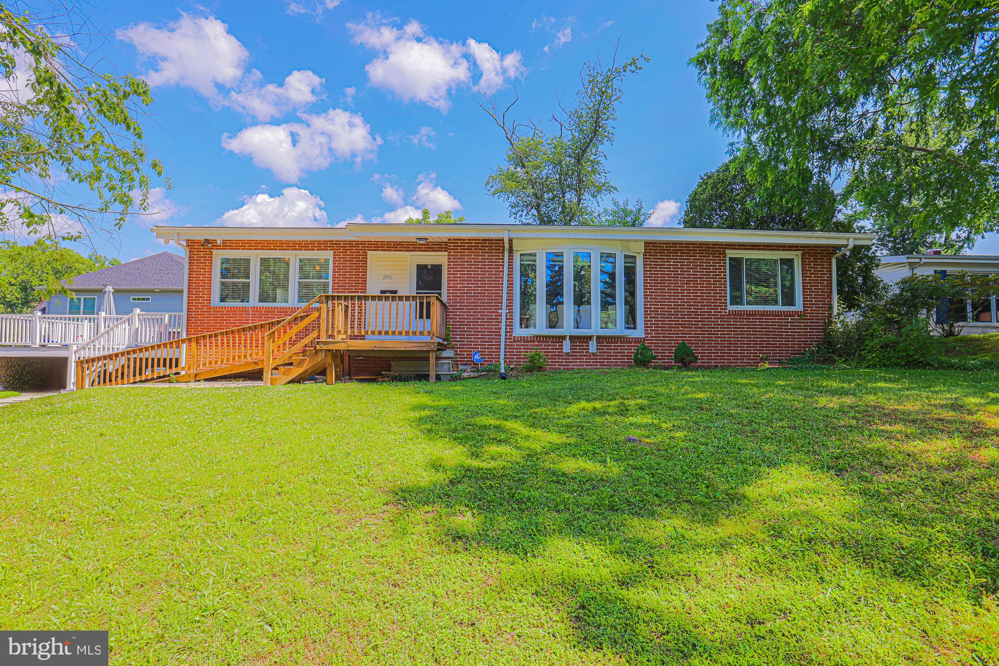 2906 OAKTON COURT