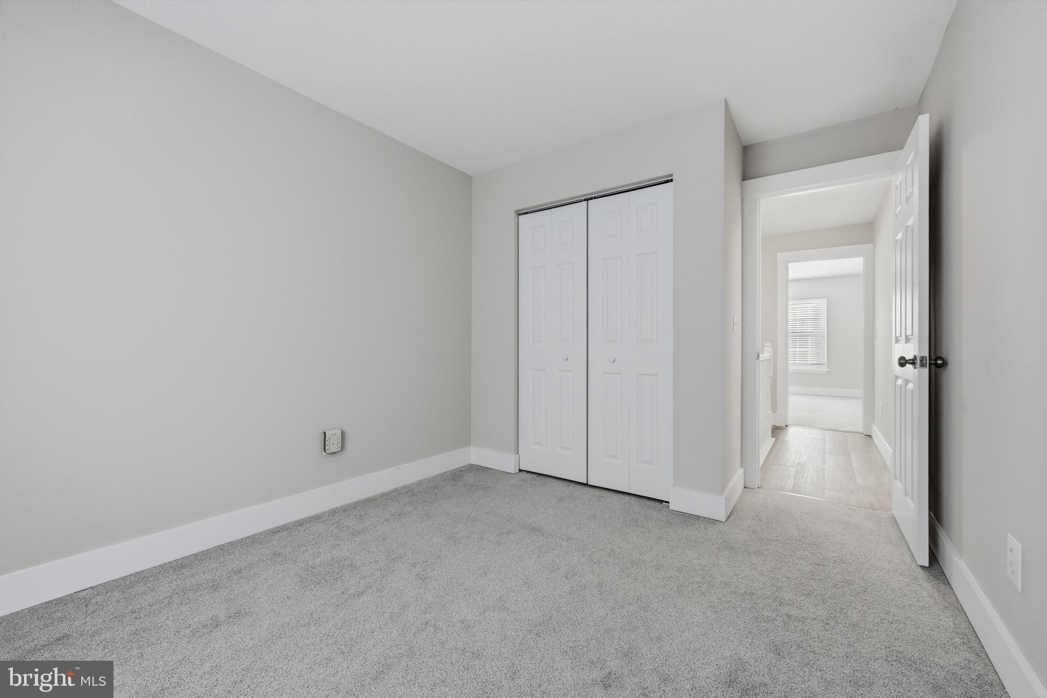 LYONS GATE - Residential