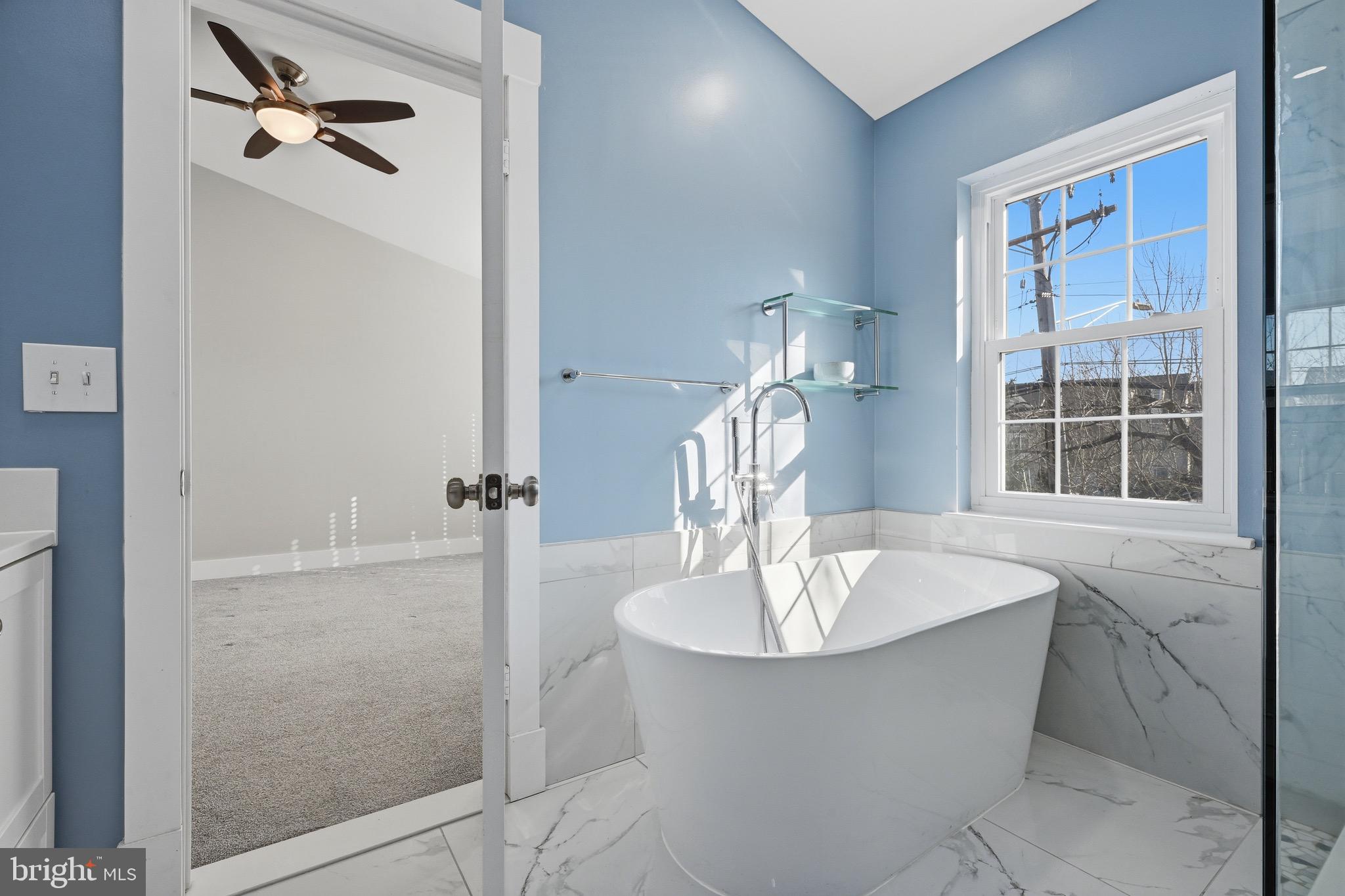 LYONS GATE - Residential