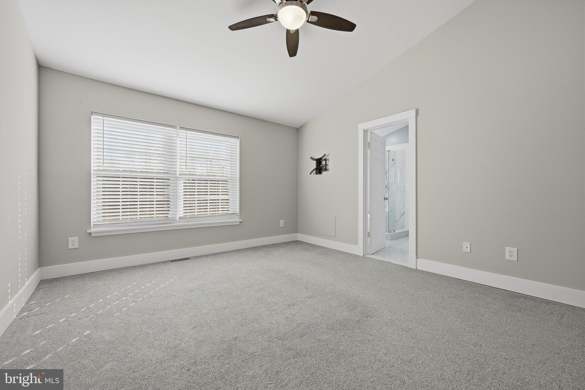 LYONS GATE - Residential