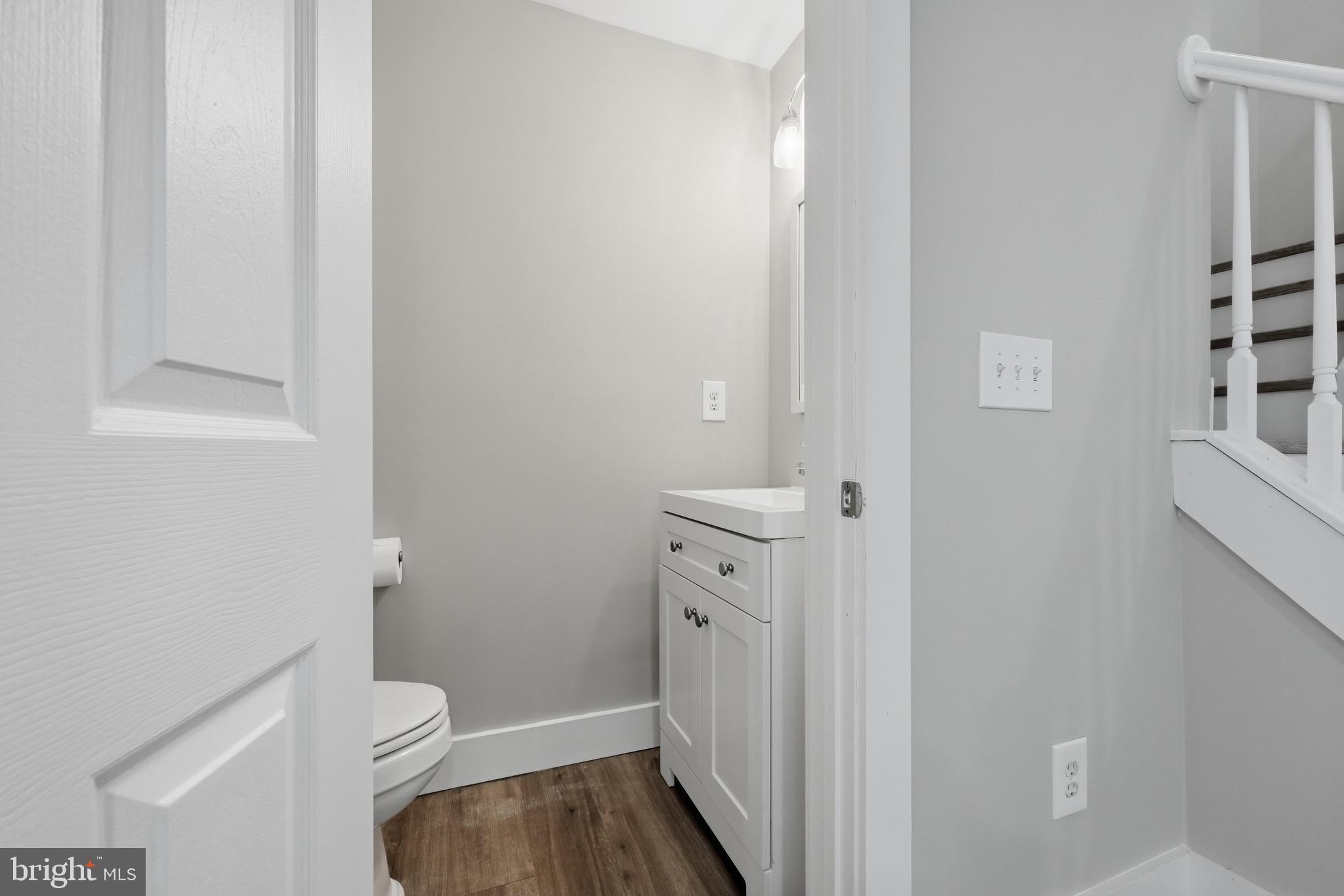 LYONS GATE - Residential