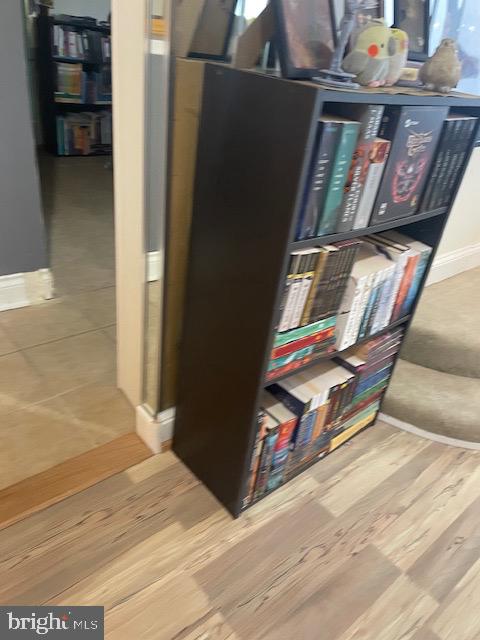 PROMENADE TOWERS - Residential Lease