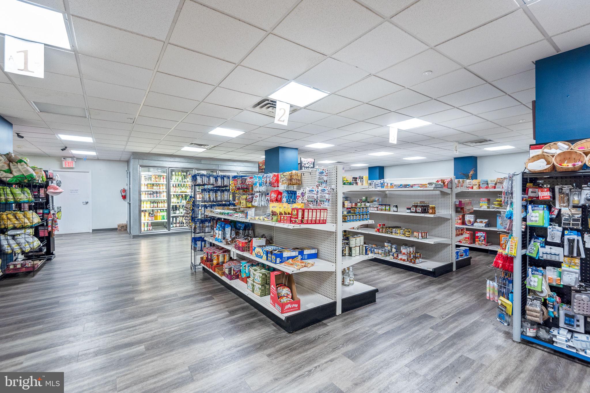 PROMENADE TOWERS - Residential Lease