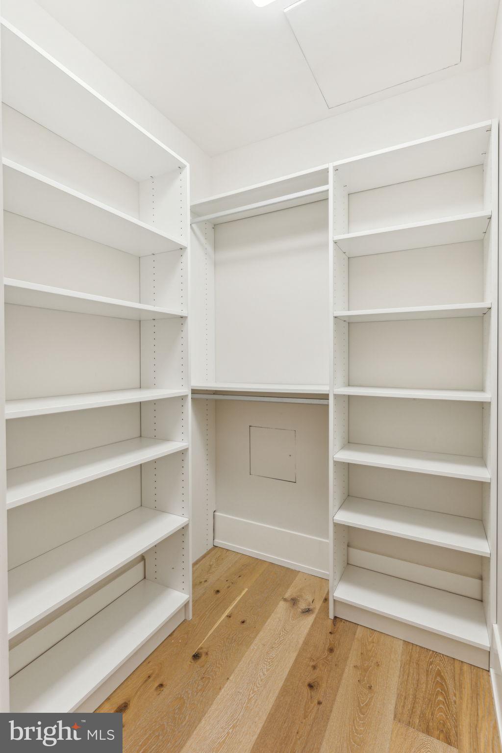 RITTENHOUSE SQUARE - Residential Lease