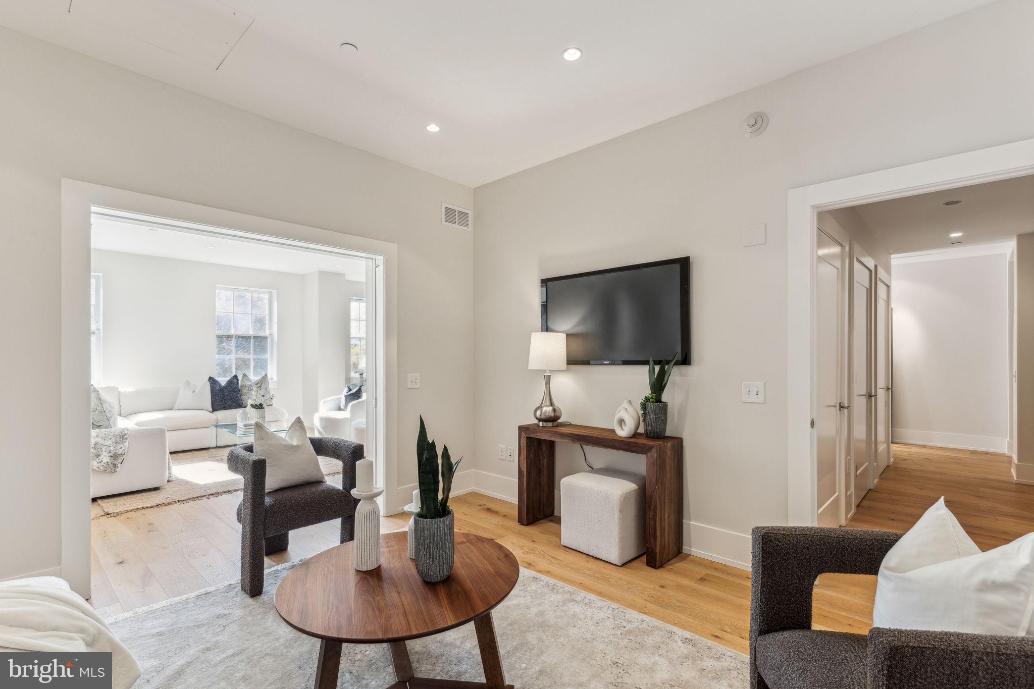 RITTENHOUSE SQUARE - Residential Lease
