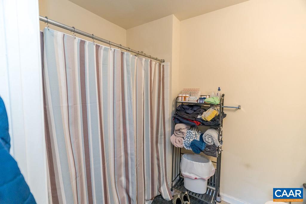 EAGLES LANDING - Residential