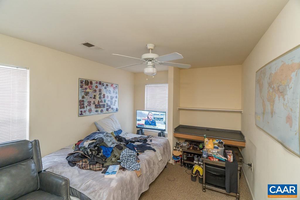 EAGLES LANDING - Residential