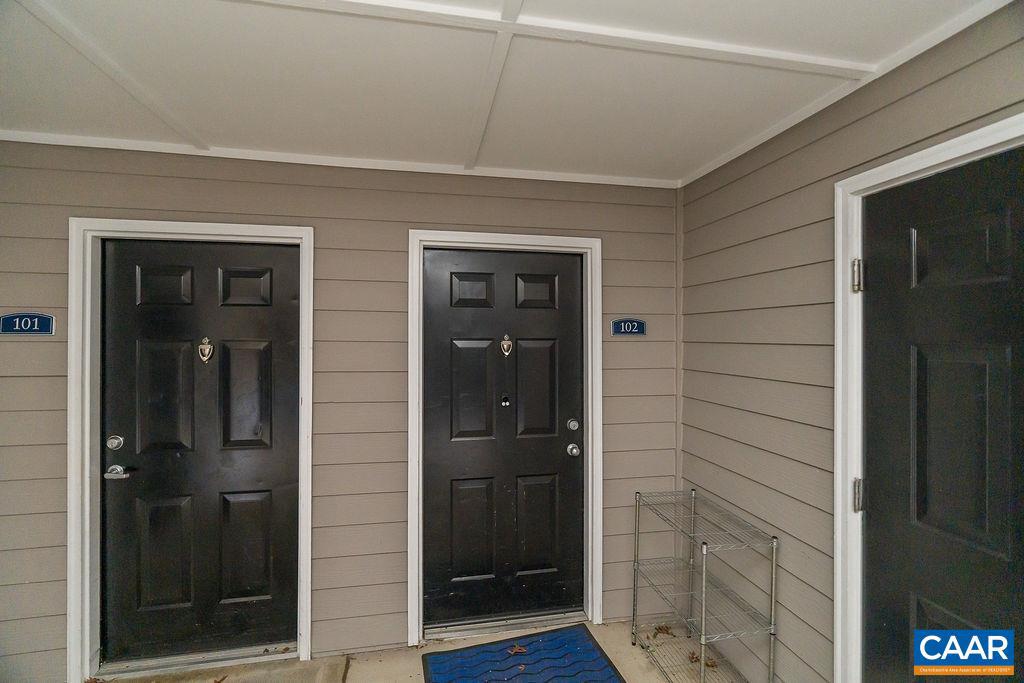 EAGLES LANDING - Residential