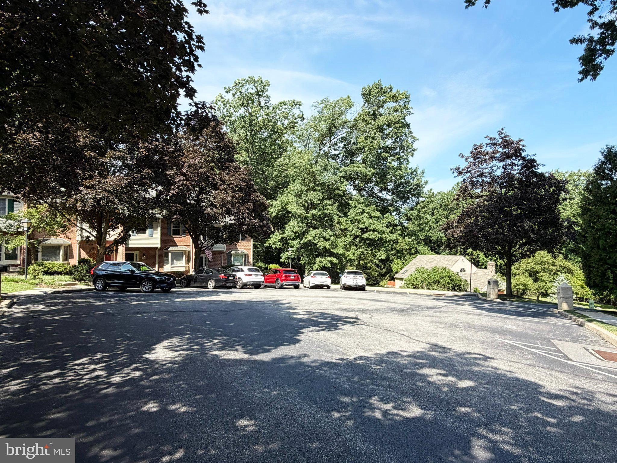 302 BRIGHTON CIRCLE