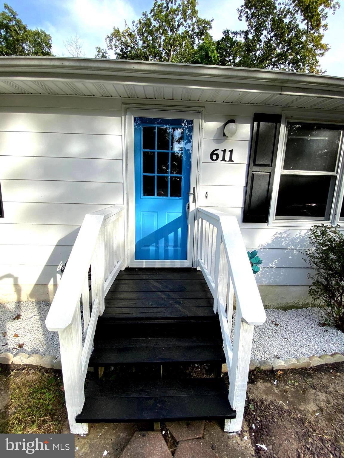 611 YORKTOWN BOULEVARD