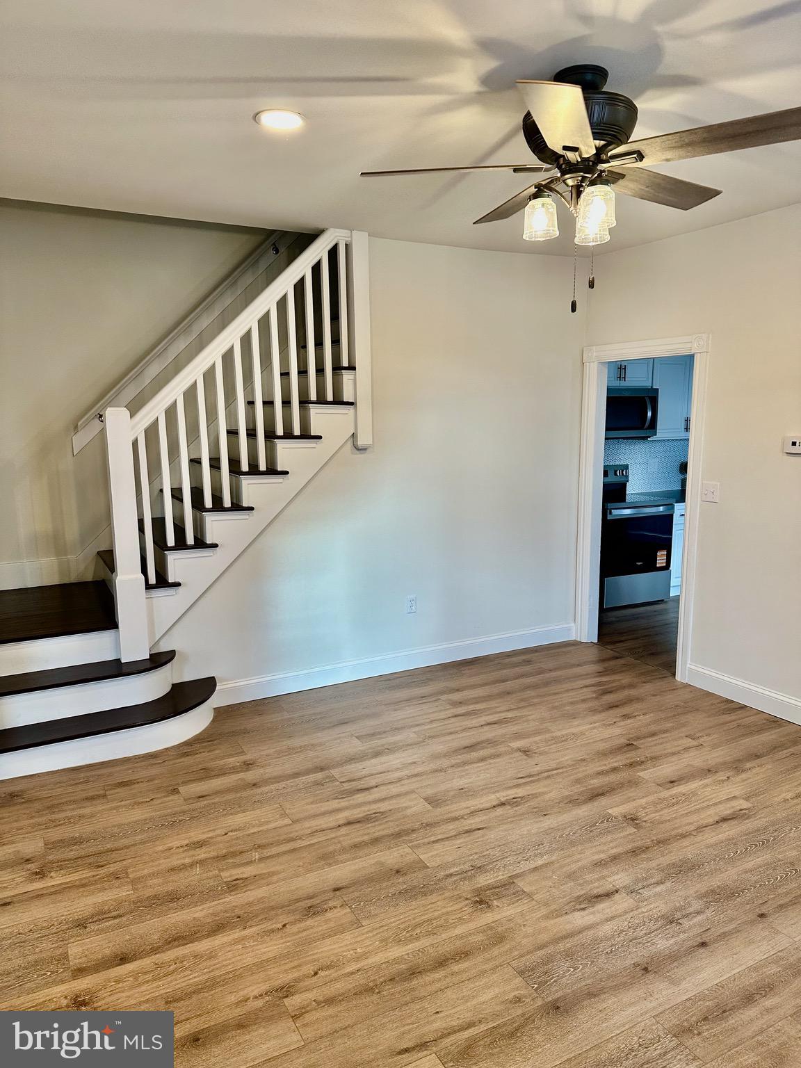 22-24 N LINCOLN STREET