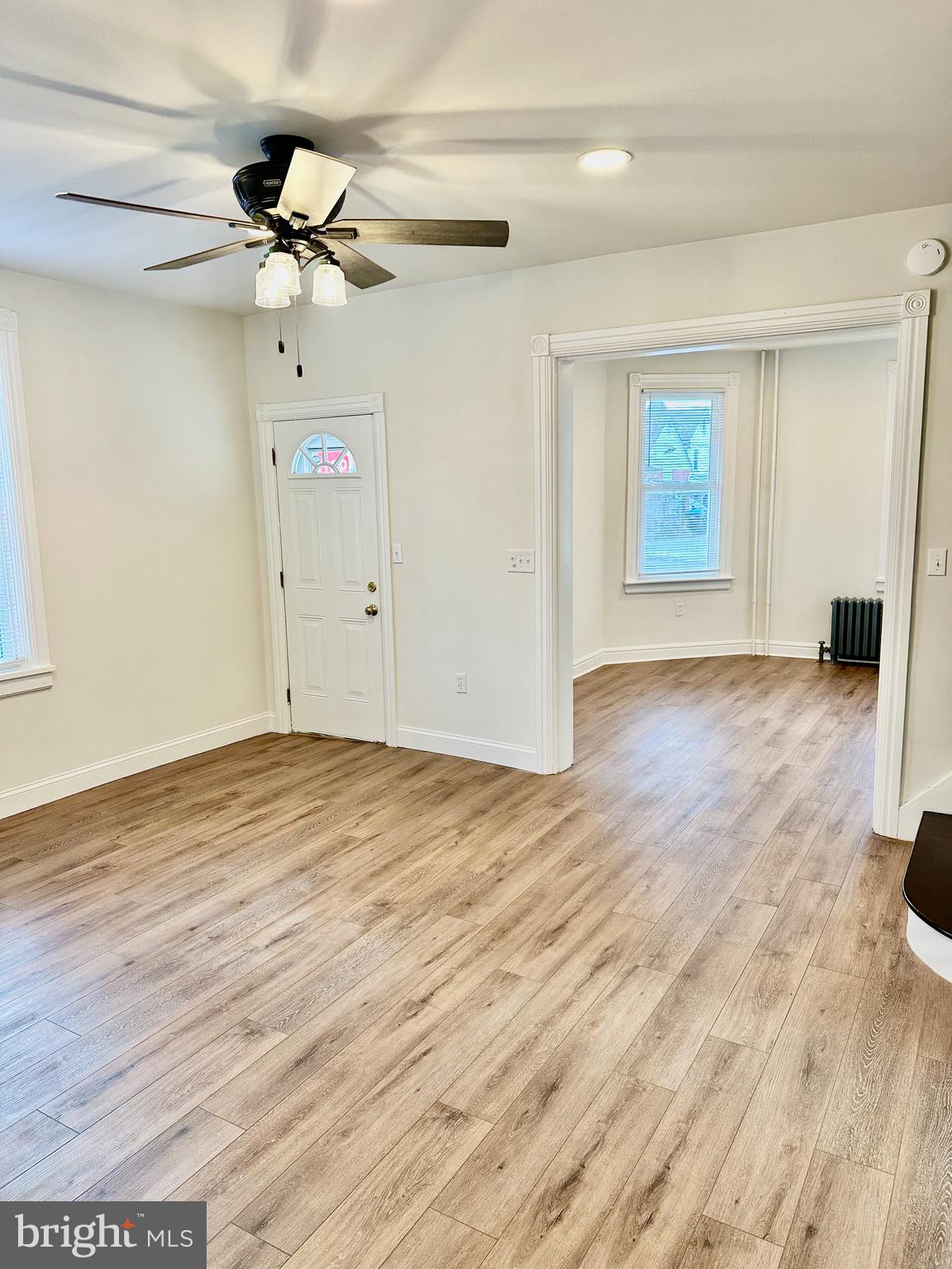 22-24 N LINCOLN STREET