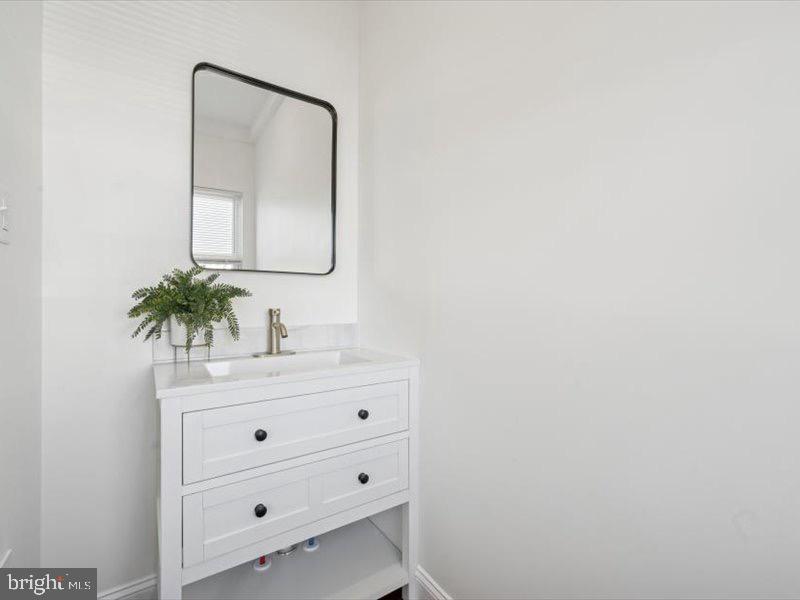 7012 W PASSYUNK AVENUE