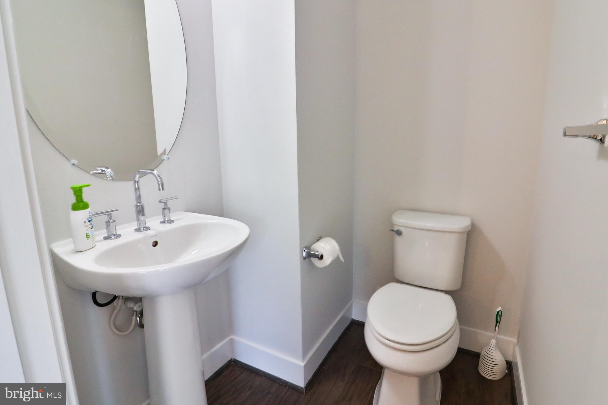 KING FARM - Residential Lease