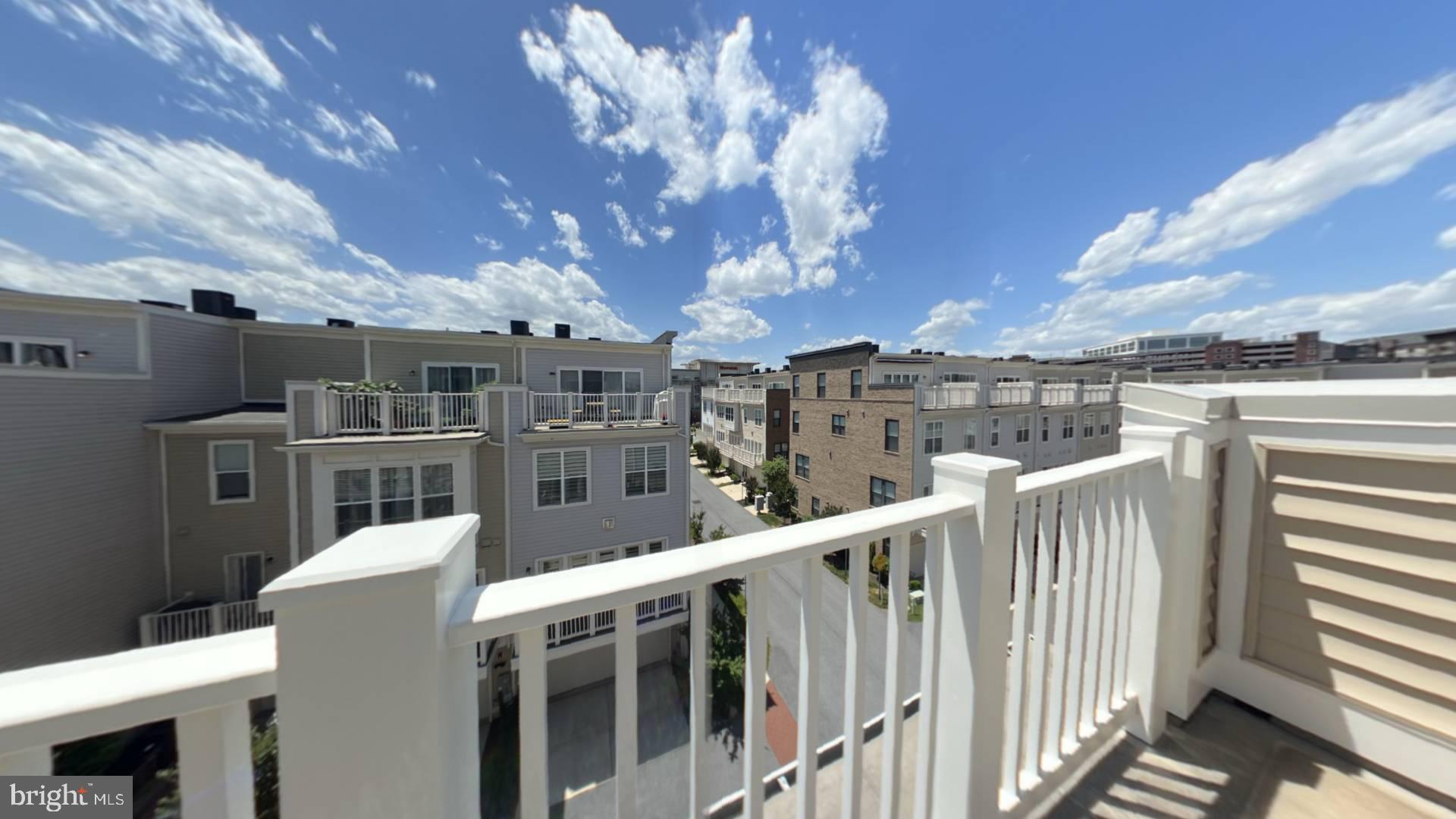 KING FARM - Residential Lease