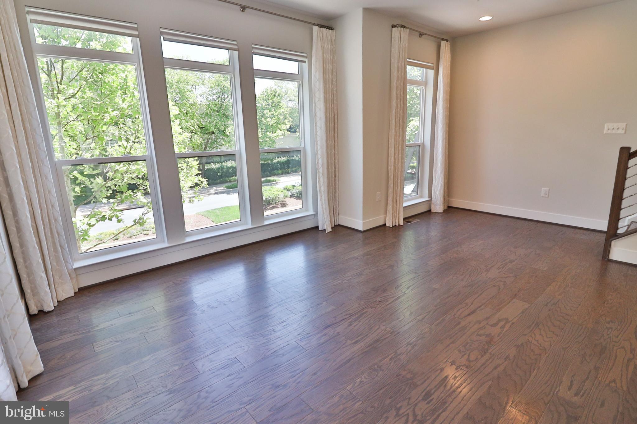 KING FARM - Residential Lease