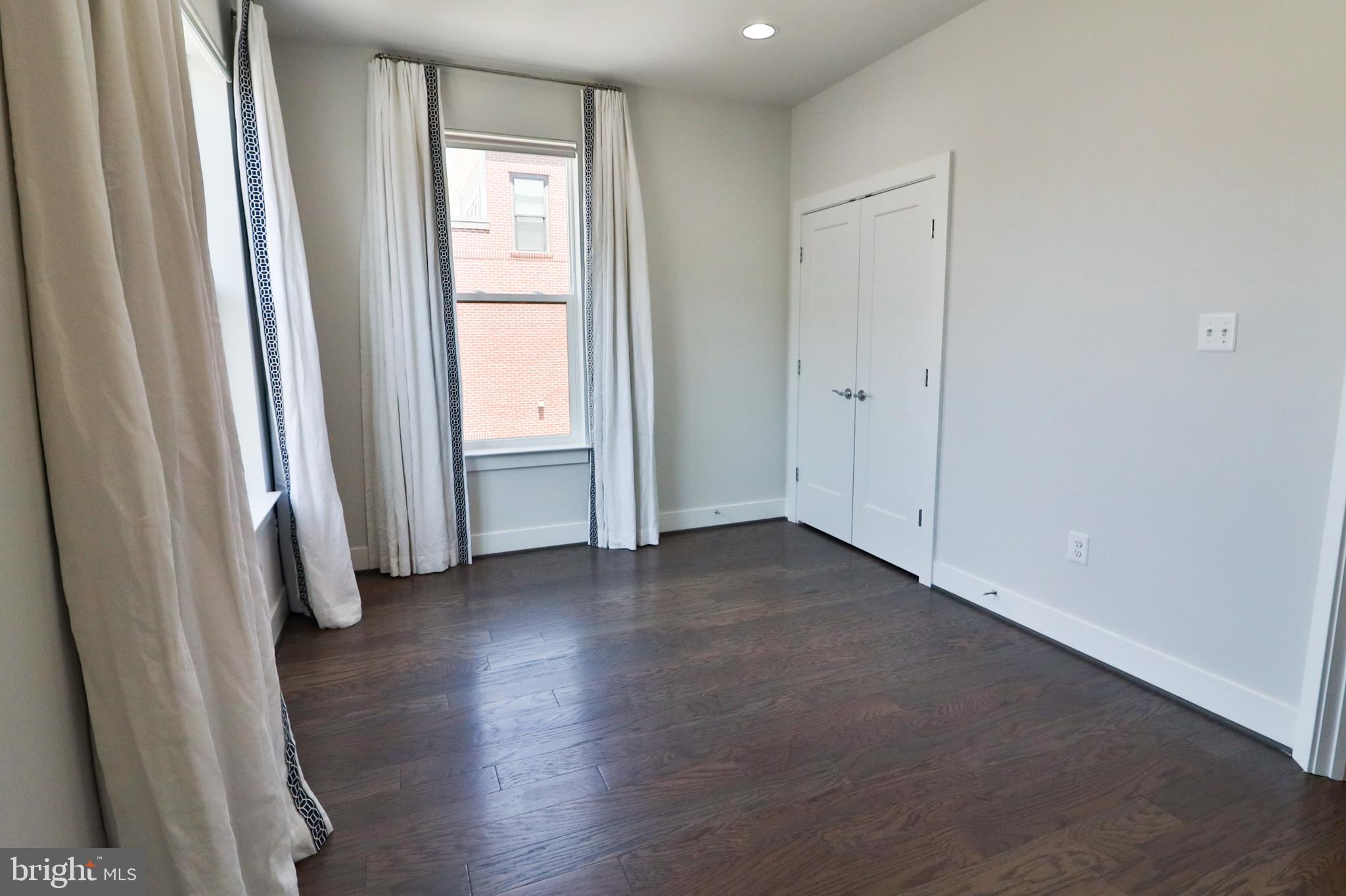 KING FARM - Residential Lease