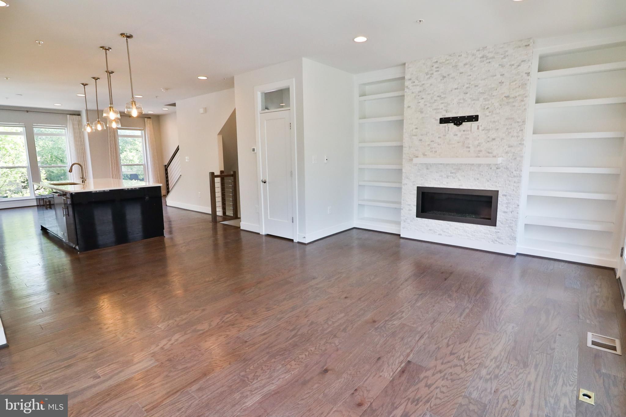 KING FARM - Residential Lease