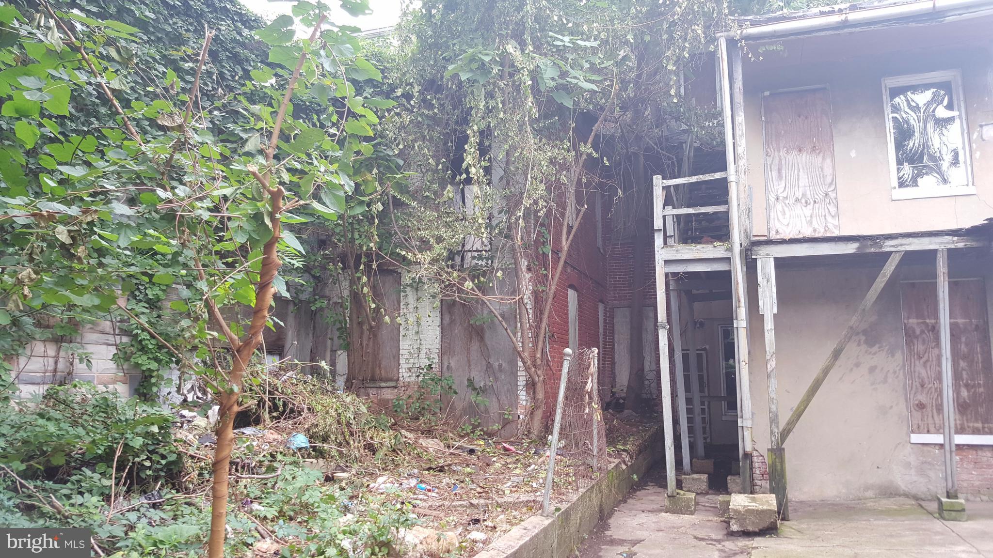 MOUNT CLARE - Residential