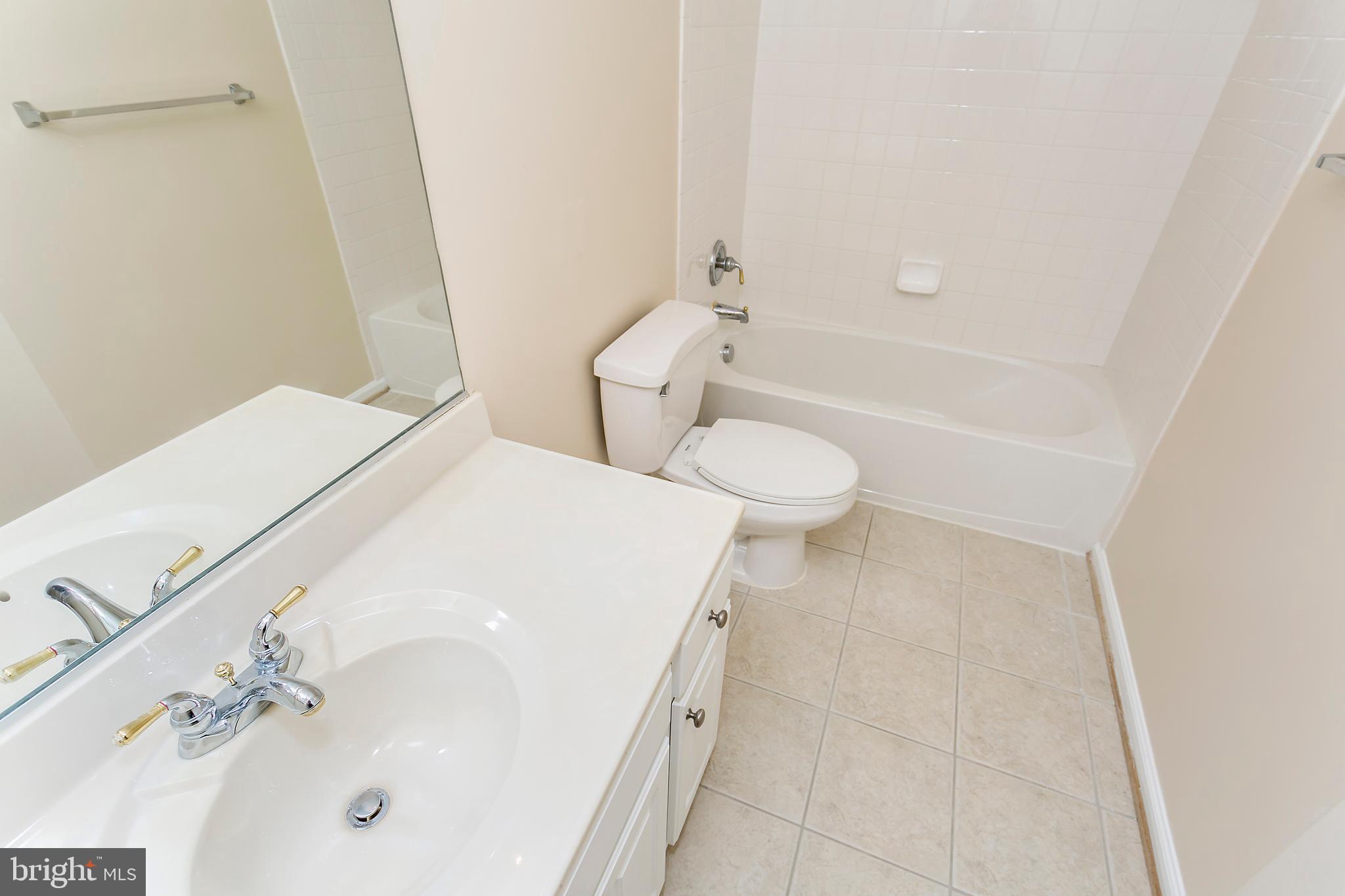 GOVERNORS GRANT - Residential Lease