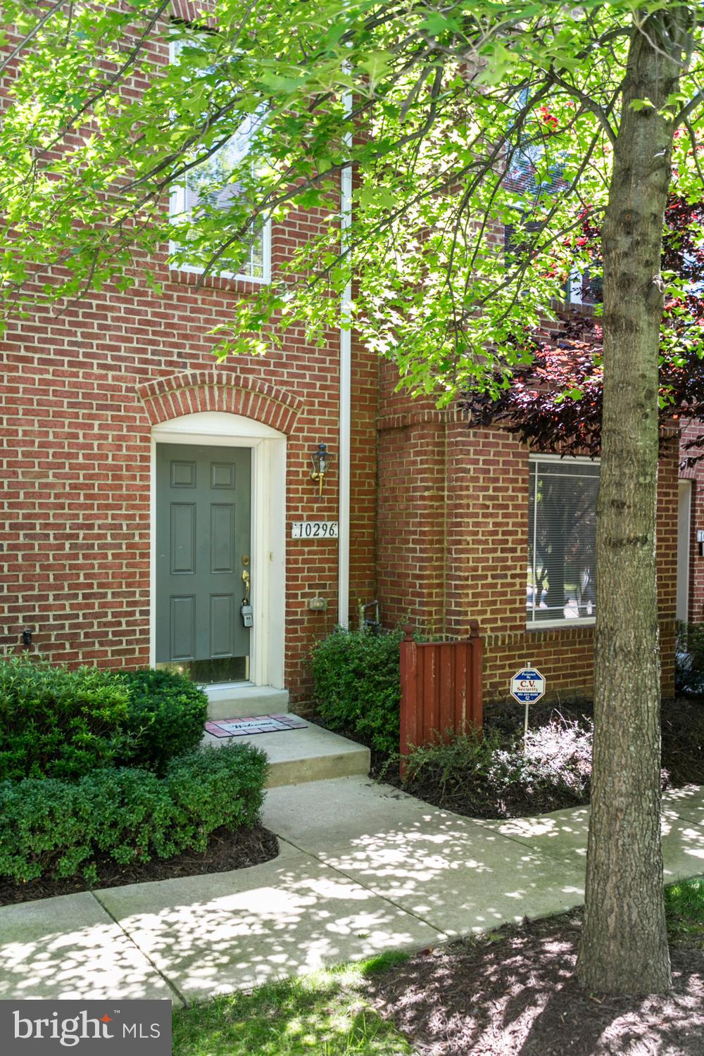 GOVERNORS GRANT - Residential Lease