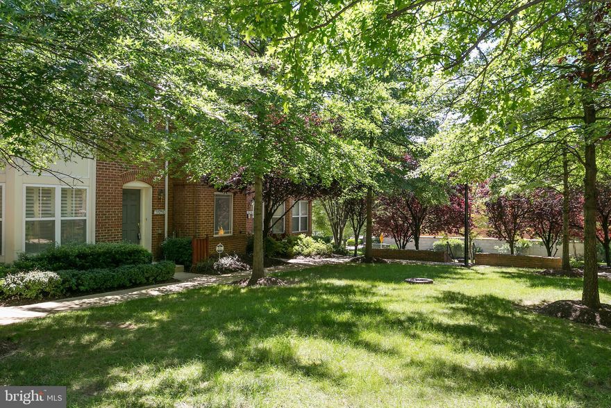 Amazing home right in the heart of Columbia with parking galore! Huge master suite, beautiful fireplace, gleaming hardwoods, updated baths, pristine kitchen - all this with an open floor plan! This one will not last long, so make an appointment today!