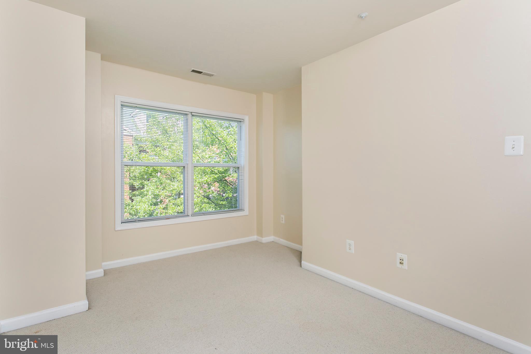 GOVERNORS GRANT - Residential Lease