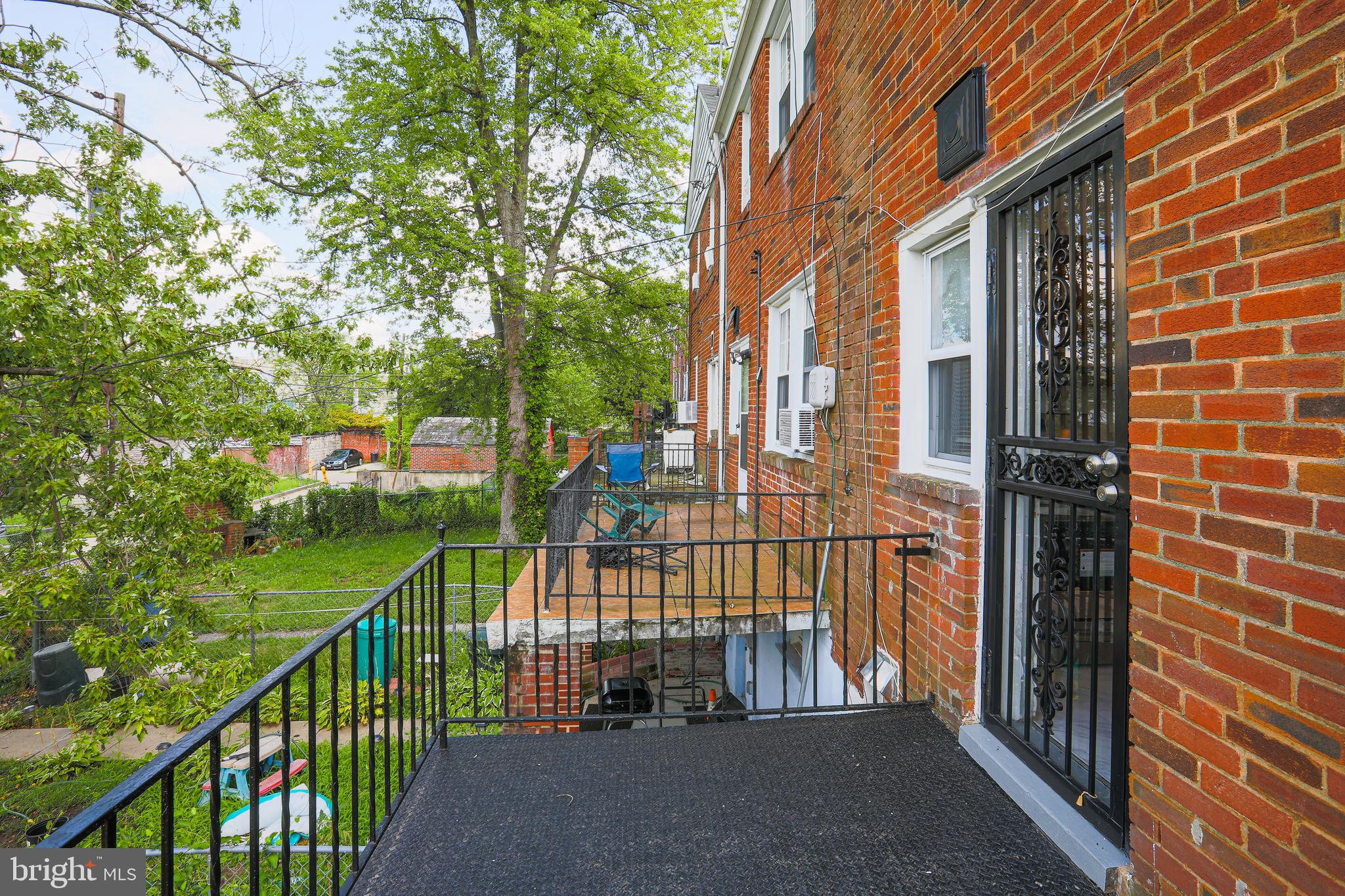 NORTHWOOD - Residential