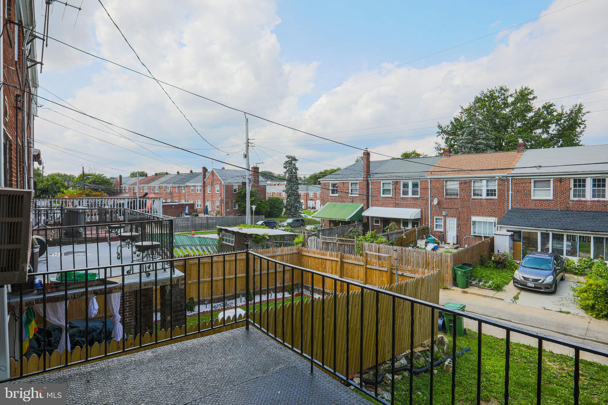 NORTHWOOD - Residential