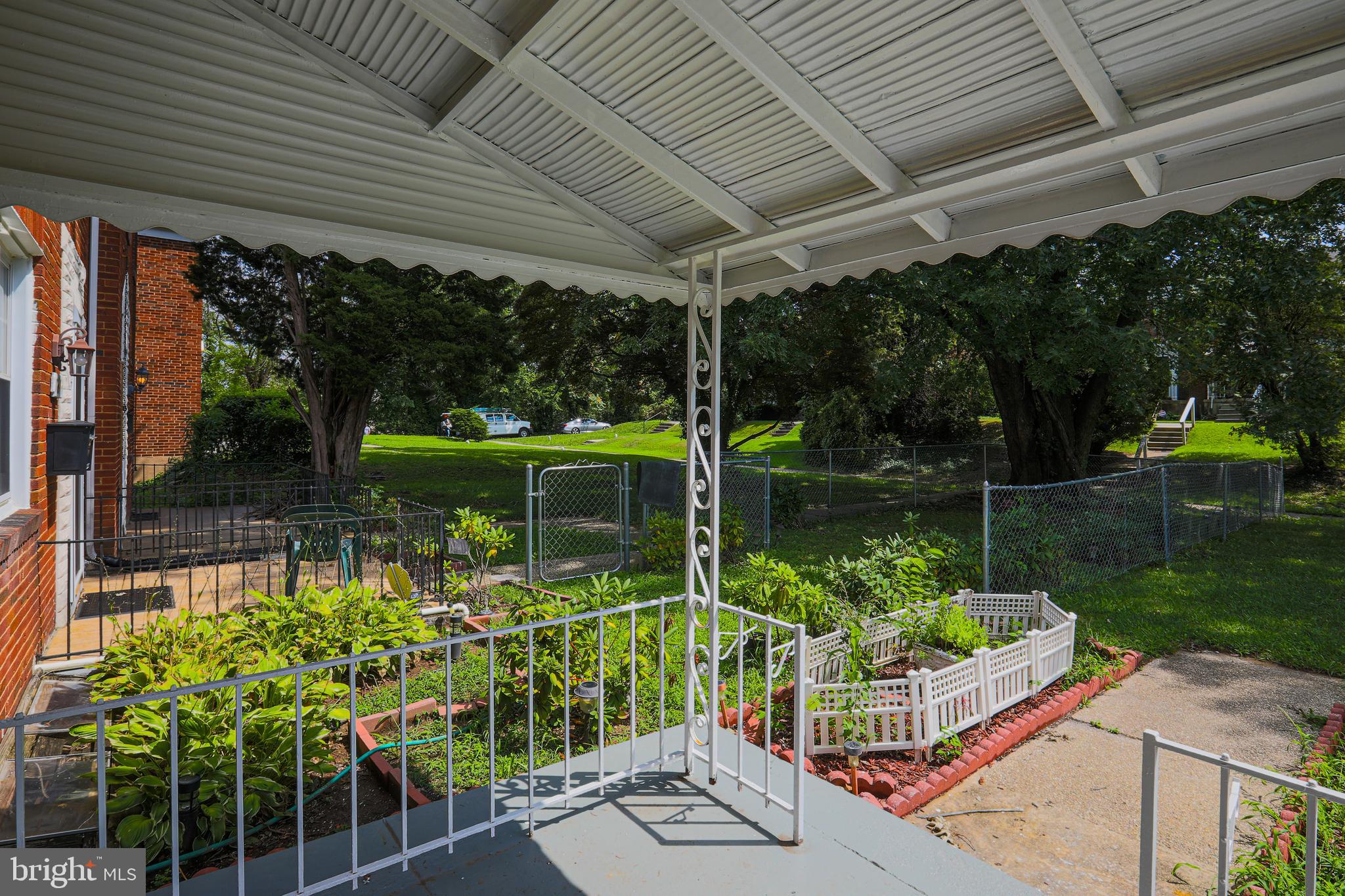 NORTHWOOD - Residential