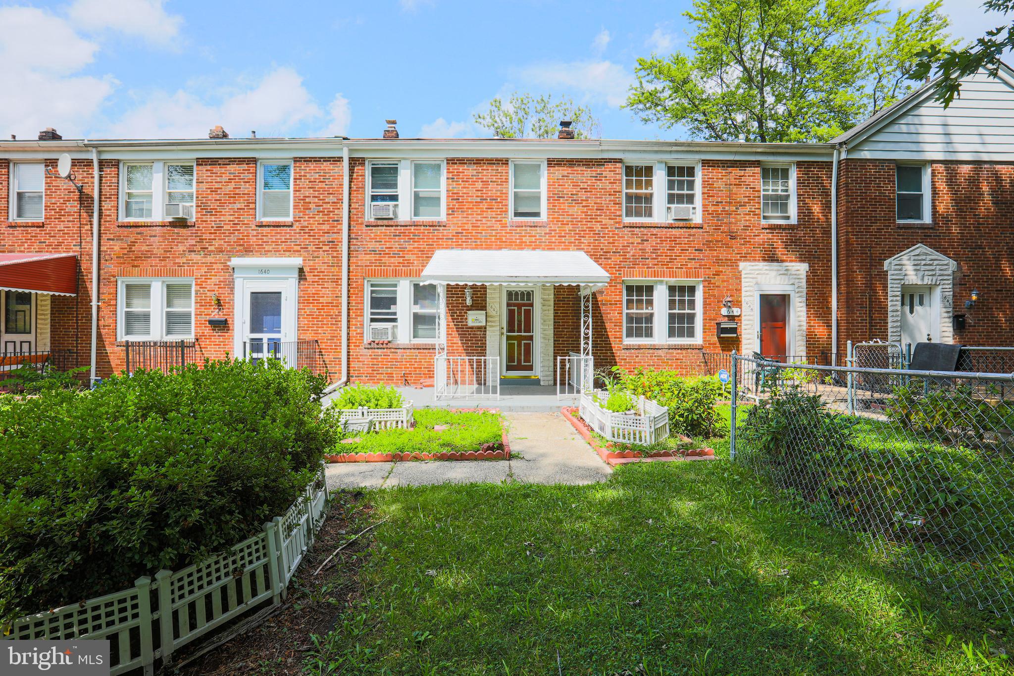 NORTHWOOD - Residential