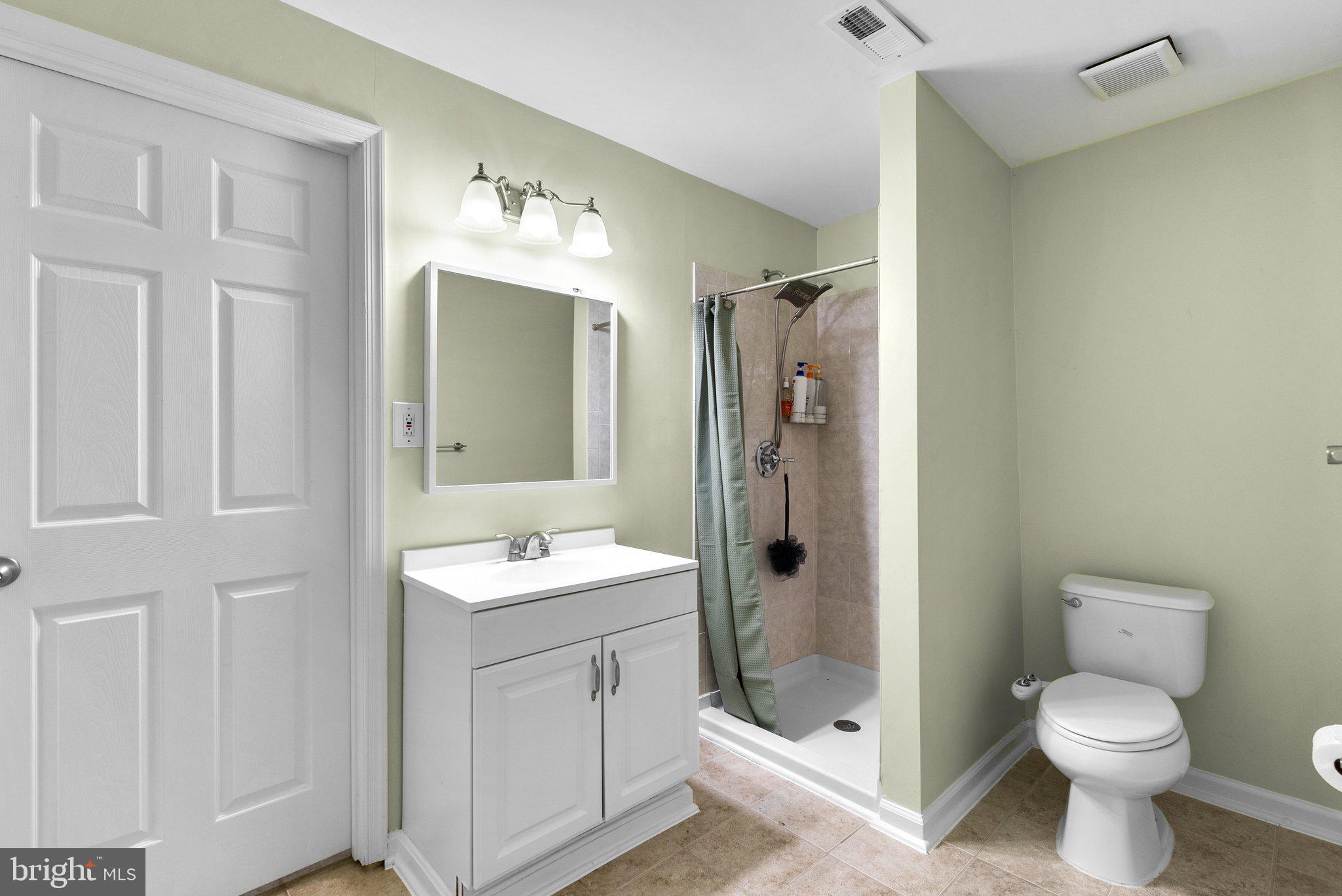 CROSS CREEK CLUB - Residential