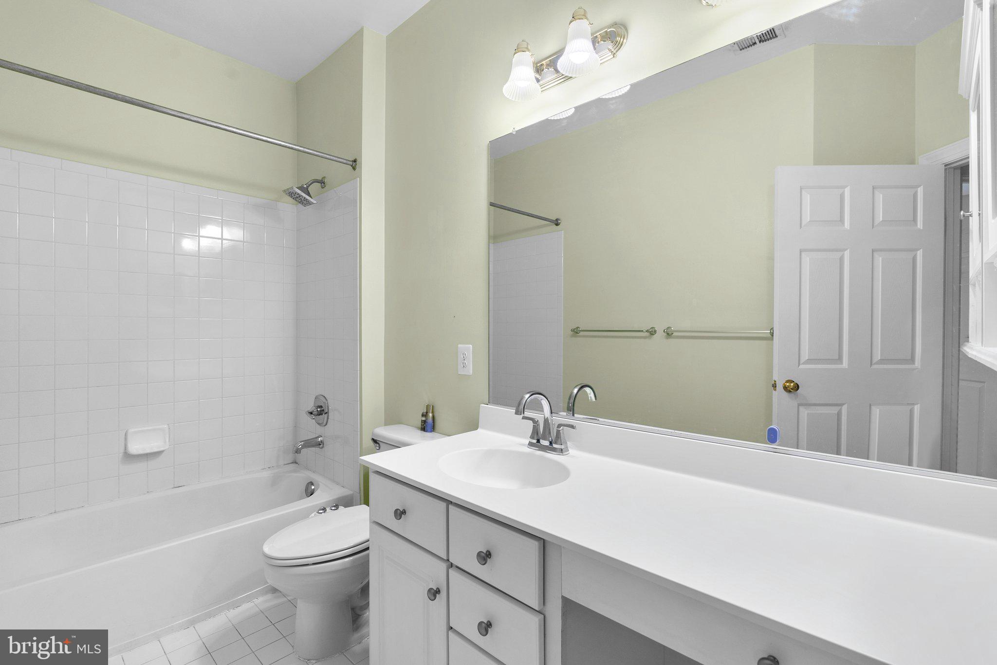 CROSS CREEK CLUB - Residential