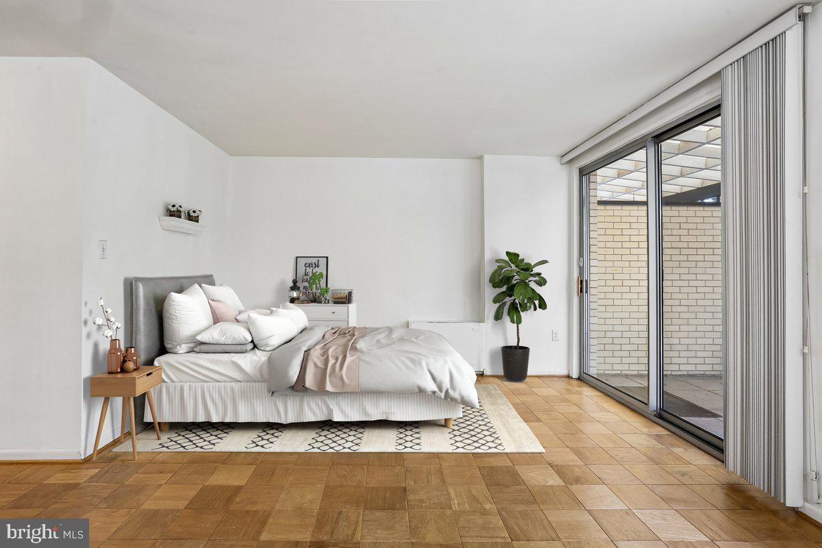 10401 GROSVENOR PLACE 324