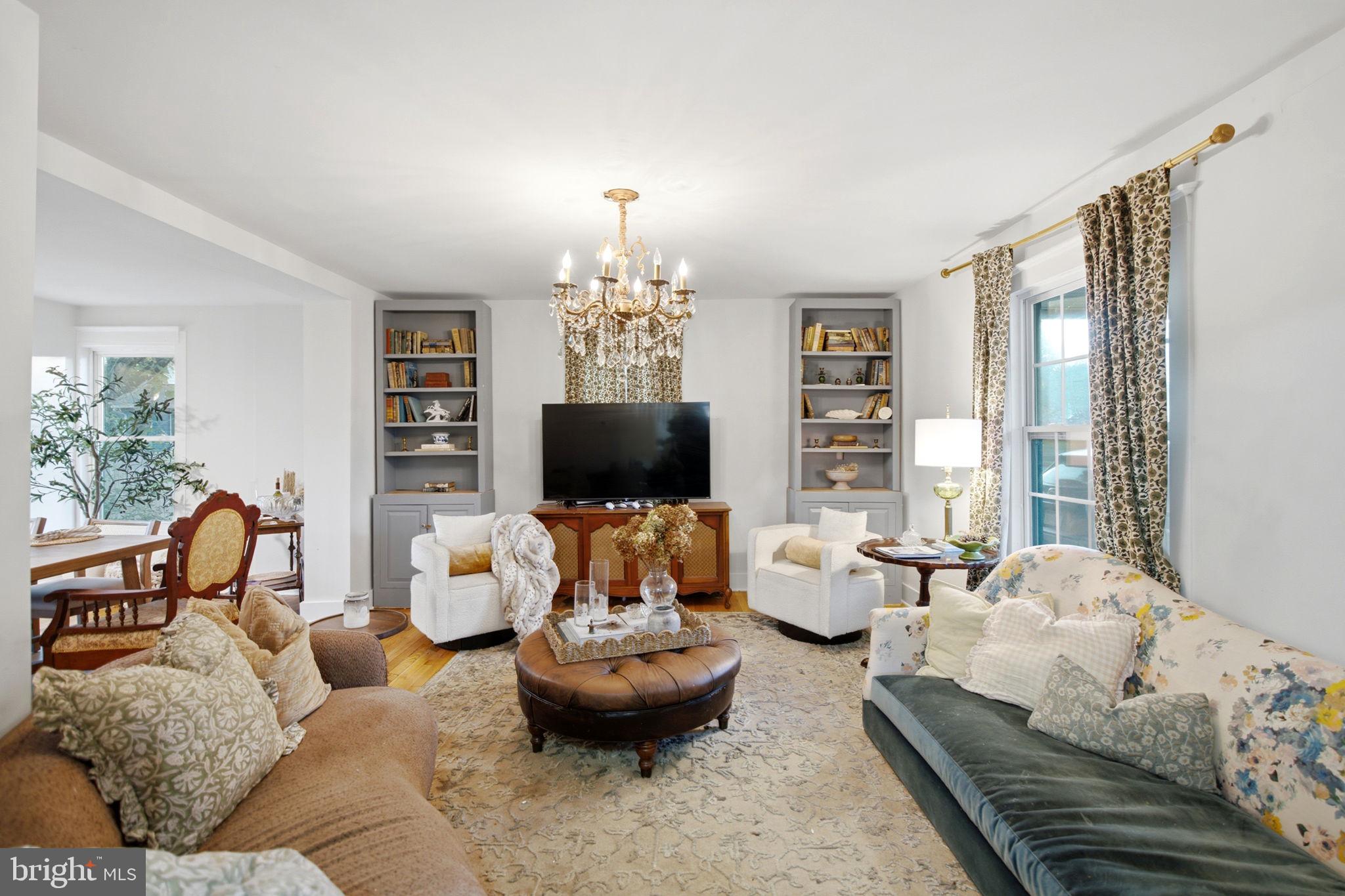 744 WINCHESTER AVENUE